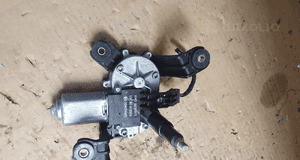 SILNICZEK WYCIERACZKI TYLNEJ  OPEL ASTRA J  nr 13256917 8