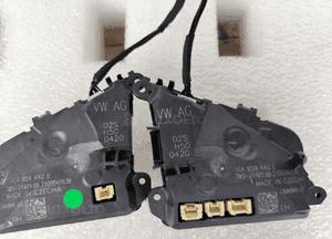 Volkswagen przyciski kierownicy multifunkcyjne 1EA959442E 5