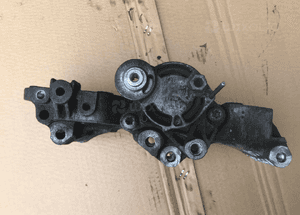 Łapa alternatora Bmw E90 E91 F10 F11 2.0d 8506863 3