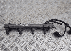 LISTWA WTRYSKOWA ZAWÓR VW AUDI 1.6 036133319AL 036133035A RADOM 1