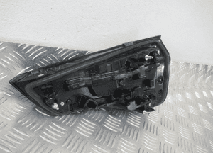 Lampa tylna tył lewa w klapę bmw X3 G01 lift led nowa 2021 7