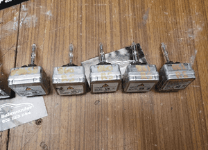 Zarnik Zarowka Zarowki Xenon D3S D1S 35W PHILIPS OSRAM Audi A4 A5 A6 Q5 VW 3