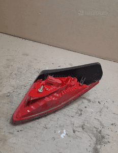 Lampa lewy tył w klapę peugeot 3008 nr 9683461080 4