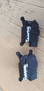Silniczek klap nagrzewnicy VW Touareg 52411483 7L0907511AB 7L0907511AE 2