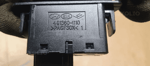 Przełącznik włącznik świateł awaryjnych Kia Sportage III 93790-3U010 6