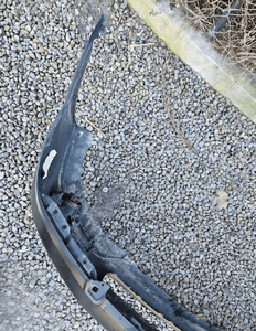 Toyota COROLLA VERSO 04-06 zderzak przedni przód 7
