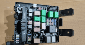 SKRZYNKA BEZPIECZNIKÓW MODUŁ BSI KIA SPORTAGE III HYUNDAI IX35 91950-2S010 6