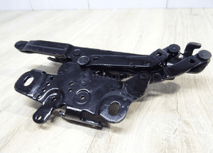 Bmw F20 F22 F30 F31 zawias maski lewy 7239415 4248 7