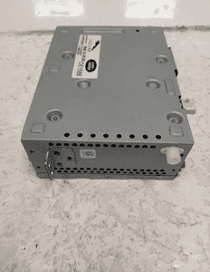 JAGUAR XE X760 WZMACNIACZ RADIA PANEL MULTIMEDIALNY 5