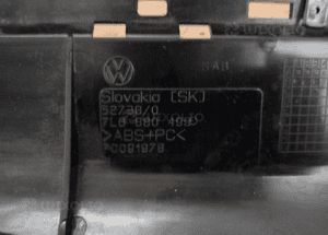 Osłona zaślepka deski konsoli VW Touareg 7L6880499D 4