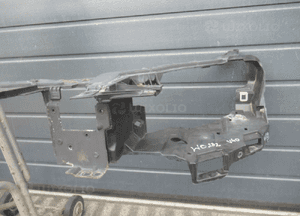 Pas przedni przód wzmocnienie czołowe volvo V40 ii 31385913AA 2012 23