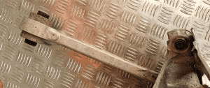 Bmw I3 lci zwrotnica amortyzator prawy prawa przód przednia 6852160 6887106 9