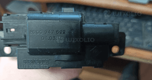 Zamek klapy tył renault clio iii nr 8200947699 4
