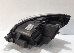 Mercedes C W204 Lampa Xenon - Prawa - 13066 6