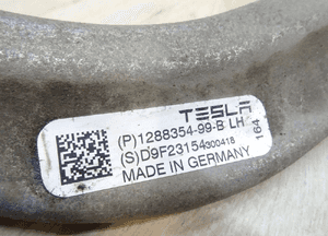 TESLA MODEL 3 WAHACZ DOLNY PRZEDNI LEWY 1044354-00-A LLU 2