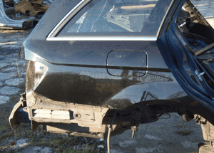 Błotnik prawy tył mercedes c W204 kombi k.l C197 3