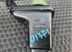 Zbiorniczek Zbiornik Plynu Oleju Wspomagania Korek AUDI A4 B6 B7 4