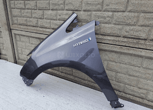 Toyota prius plus błotnik przedni lewy 3