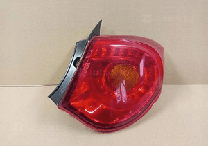 Lampa prawa tylna prawy tył alfa romeo giulietta led 2010- 1