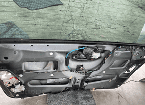MERCEDES B 245 klapa tylna szyba lampy srebrna bezowa szara siłownik zamek klapy 12