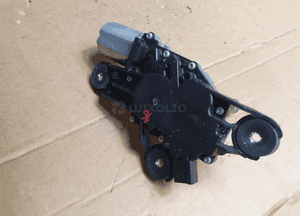 SILNICZEK WYCIERACZKI TYŁ FORD FOCUS MK3 nr 0390201205 / BV61-17K441-AA 3