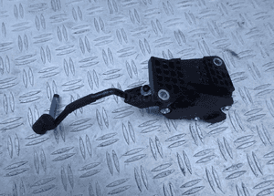 POTENCJOMETR GAZU LEXUS IS 200T 250 300H  RADOM