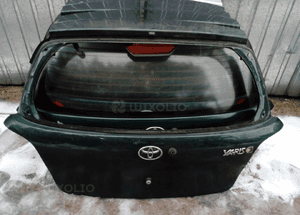 Toyota Yaris klapa tyl tylna 99-05 1