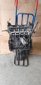 Silnik blok silnika słupek Mercedes A-Klasa W169 2.0 CDI 640942 1