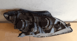 Hyundai i 30 lampa przod przednia lewa 2
