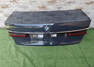 Lampa zderzak klapa tył bmw 7 G11 G12 lci m pakiet 9
