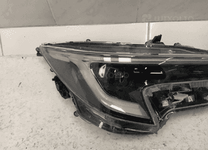 Toyota corolla lift xii E21 reflektor lampa prawa przód przednia full led oryginał 4