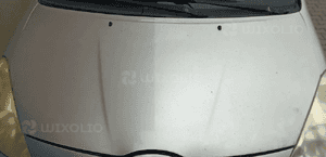 Toyota Corolla Verso maska 04-08 8S1 2