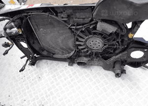 Pas przedni chłodnice audi A4 B6 2,5 tdi radom 8