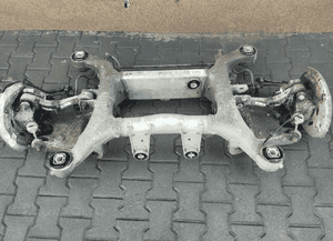 Oś belka zawieszenie tył tylne bmw F10 F11 2.0D N47 1