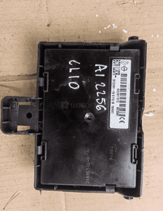 MODUŁ BCM STEROWNIK 8200811813 RENAULT CLIO III 1