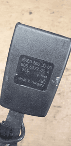 Zapinka pasa prawy tył tylna prawa Mercedes W245 1698603069 5