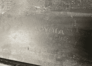 Zderzak tył tylny toyota corolla E21 xii kombi 19- 8