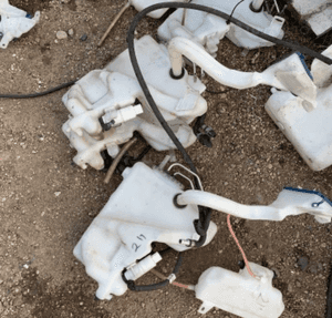 MERCEDES  E 211 CLS 219  zbiorniczek pompka spryskiwaczy zwykły grzany pod xenon 5