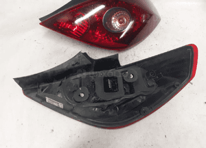 Komplet lamp przod przednich prawa i lewa opel corsa d 4