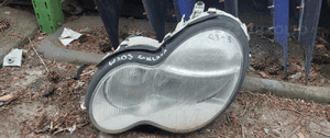 Przod przednia lampa lewa mercedes W203 c-klasa 1