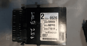 Moduł uch skrzynka bezpieczników Renault Laguna 2 II 01-07r 8200658666 1