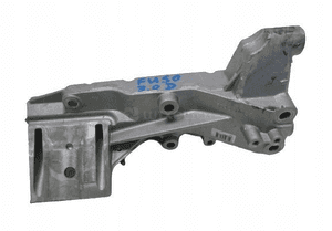 Mitsubishi fuso wspornik mocowanie alternatora 1