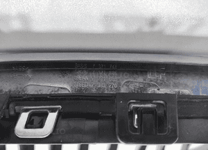 Grill atrapa nerka grilla prawa bmw 1 ii F20 F21 7371748 2015-2019 lift 6