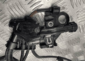 BMW F30 F35 F36 WIĄZKA PRZEWODÓW SILNIKA 8635695 3