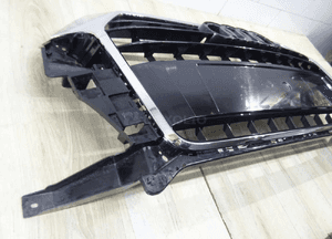 Grill atrapa przód  AUDI Q3 8U LIFT 8U0853653M 8U0 s-line 6