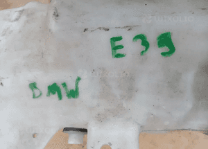 Zbiorniczek płynu spryskiwaczy XENON BMW E39 8364941A 8