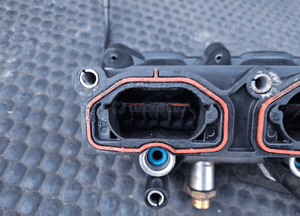 Kolektor Ssacy 06E133109K 06E133110K Lewy Prawy Klapy Nastawnik Czujnik Listwa Wtryskowa 3.2 FSI V6 AUK Audi A4 B7 A6 C6 36