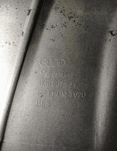 Audi Q7 s-line  spoiler dokładka zderzaka blenda lotka tył tylna oryginał 9