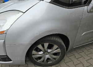 Citroen C4 Grand Picasso I blotnik prawy lewy  przod przedni EZRC 2