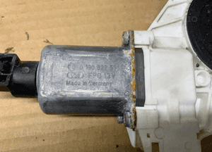 Silniczek szyby prawy przód przedni prawy BMW 3 GT F34 7046032 4